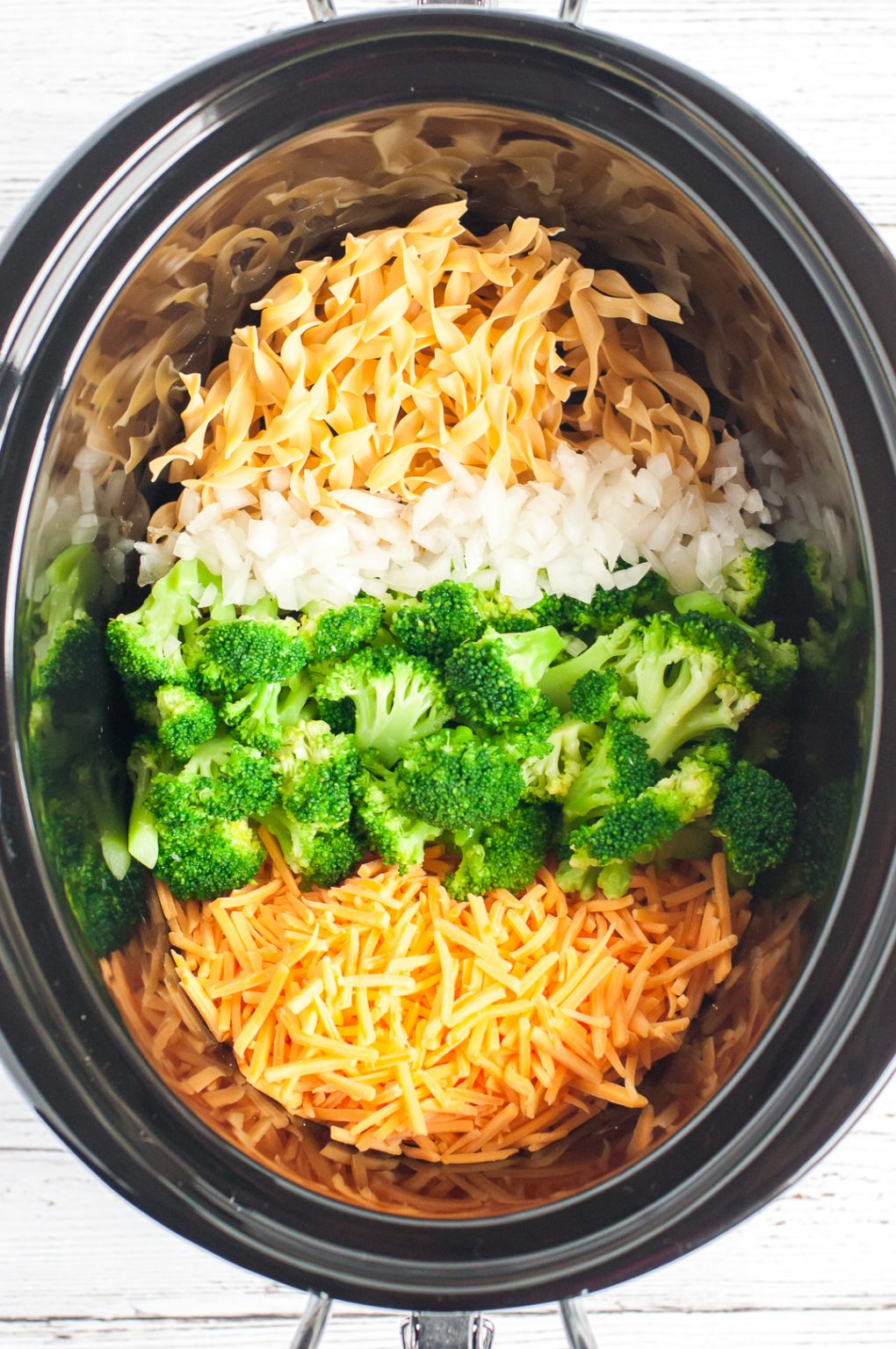 Slow Cooker Broccoli and Cheese Soup Recipe