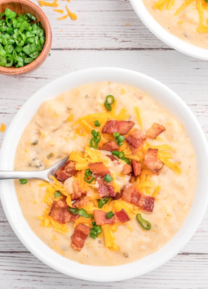 Slow Cooker Double Thick Baked Potato Soup | Cutefetti