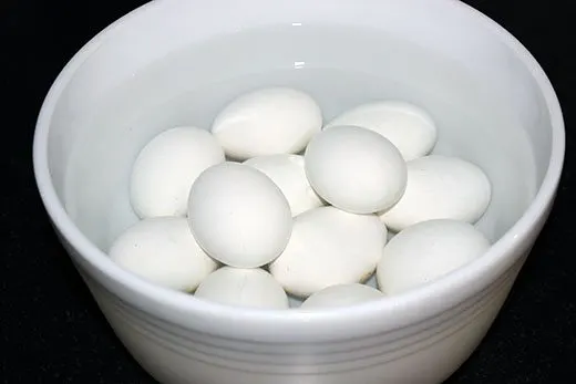 Hard Cooked Eggs in the Oven #Tutorial
