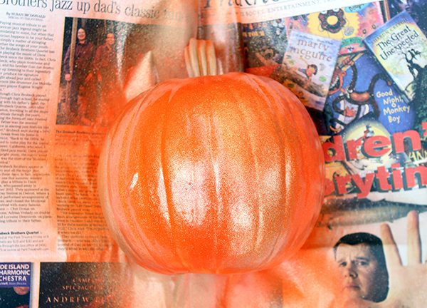 DIY Spray Paint Pumpkins 