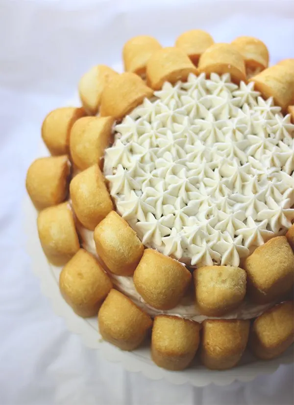 oh.my. easiest cake ever with Twinkies