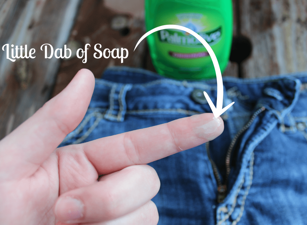 Things to do with dish soap besides wash dishes