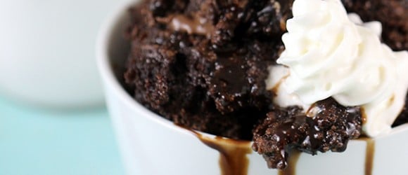 Get your chocolate fix with this death by chocolate dump cake for the #slowcooker