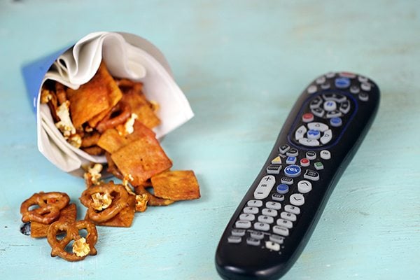 Easy Buffalo Snack Mix: Perfect for Catching Up on Your Favorite Shows