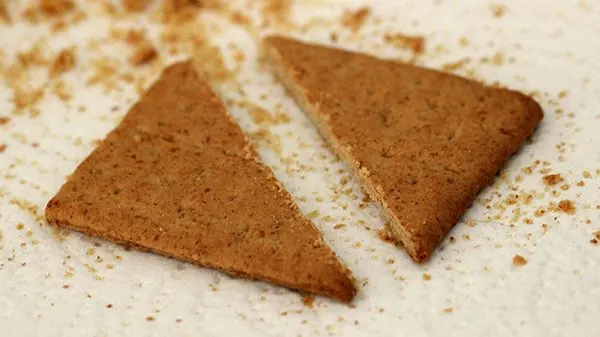 cut graham cracker