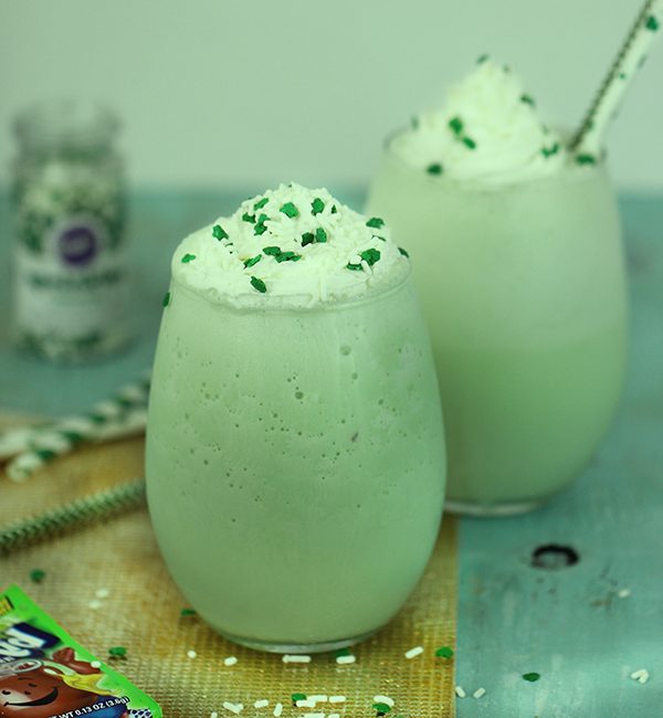 Three ingredients to make a festive Kool Aid Milkshake for #StPatrick'sDay