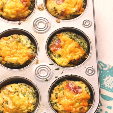 Cheesy Bacon & Chives Omelet Cups Recipe | Cutefetti
