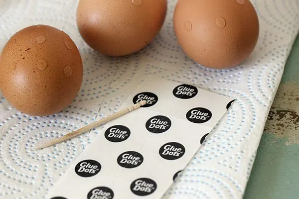 glue dot easter eggs