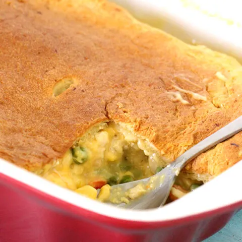 cheesy chicken pot pie