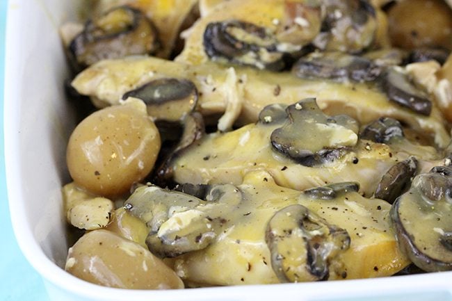 Amazingly simple to make slow cooker recipes packed with chicken, portobella mushrooms and potatoes. Total comfort food!