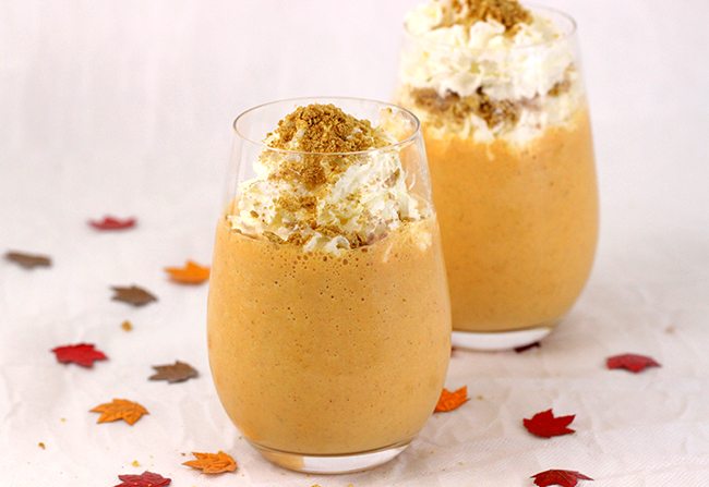 YES. Only 5 Ingredients. Come to mama! Pumpkin Pie Milkshake.