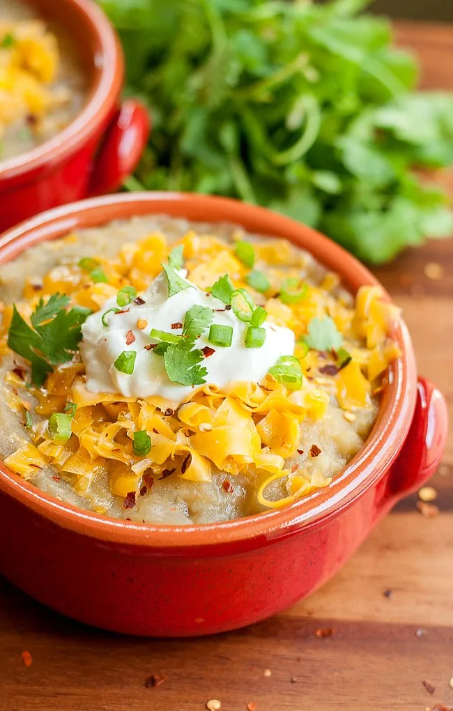 https://cutefetti.com/wp-content/uploads/2015/10/crock-pot-slow-cooker-mexican-loaded-potato-soup-recipe-PEASandCRAYONS-0006xL.jpg.webp