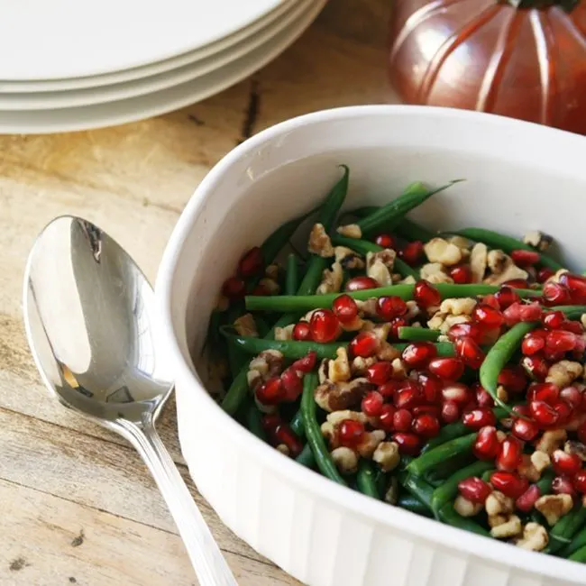 Green-Beans-with-Walnuts-and-Pomegranate-sarahscucinabella