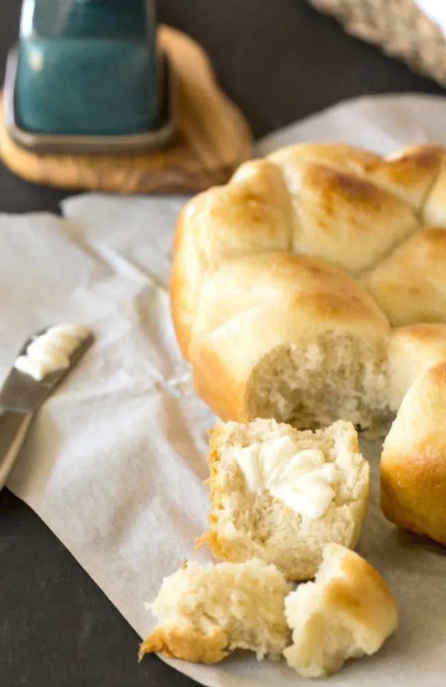 I hearteating dinner rolls