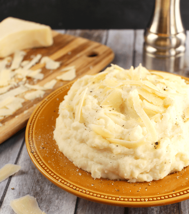 Parmesan-Mashed-Potatoes-DelightfulEMade.