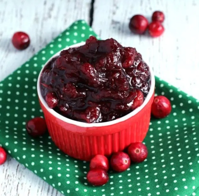 cranberry-sauce-magicalslowcooker