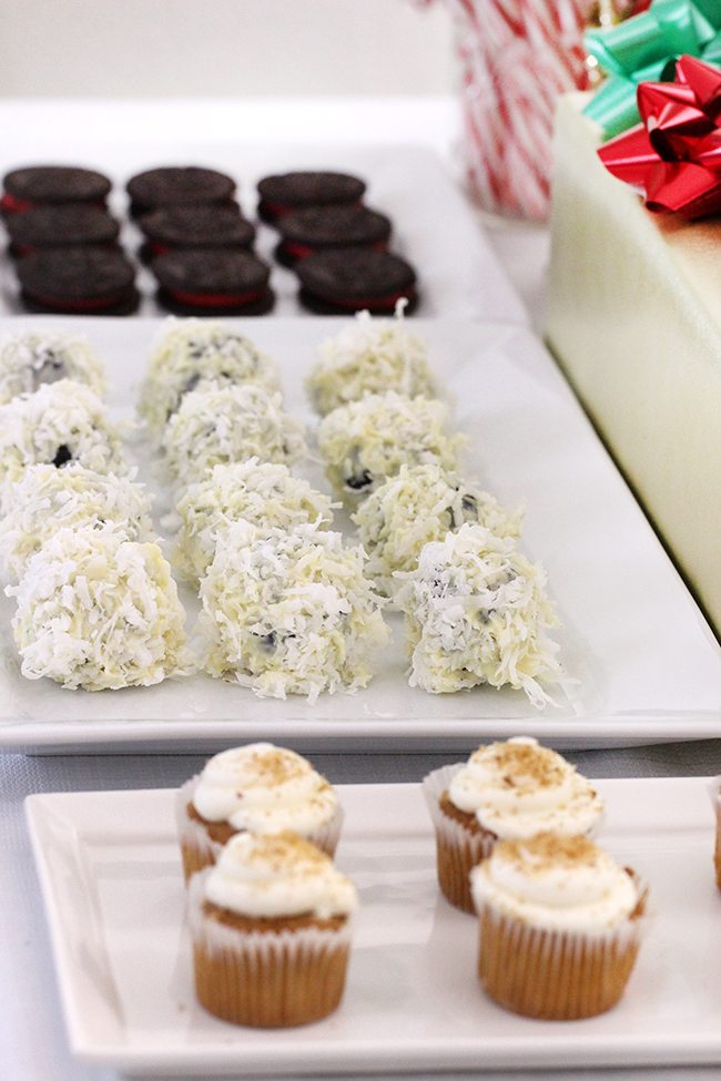 Tips for wow-ing guests with a dessert table + a brand new OREO recipe