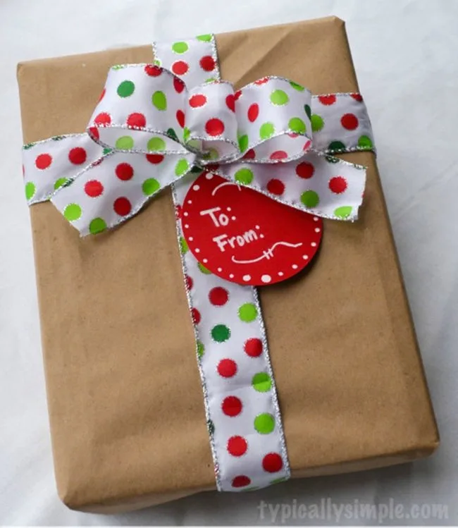 How-to-Make-a-Simple-Gift-Bowtypically simple