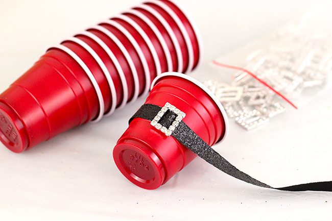 Super Adorable DIY Mini Santa's Belt Cups