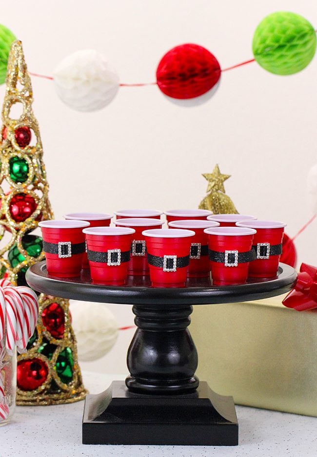Clever party idea "mini santa cups"