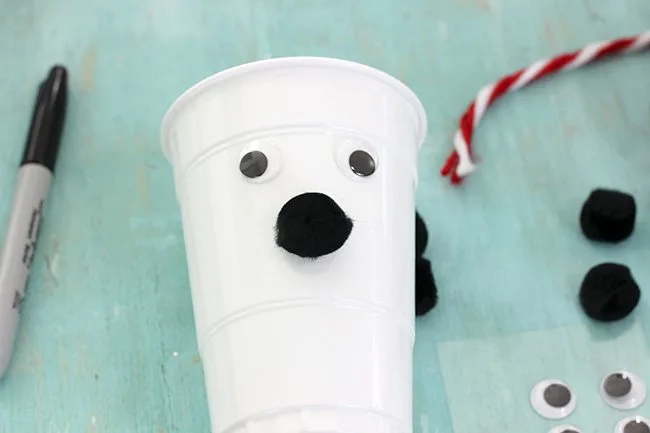 These are the cutest! So easy! Make DIY Polar Bear Cups. Perfect for the Norm of the North movie party themes.