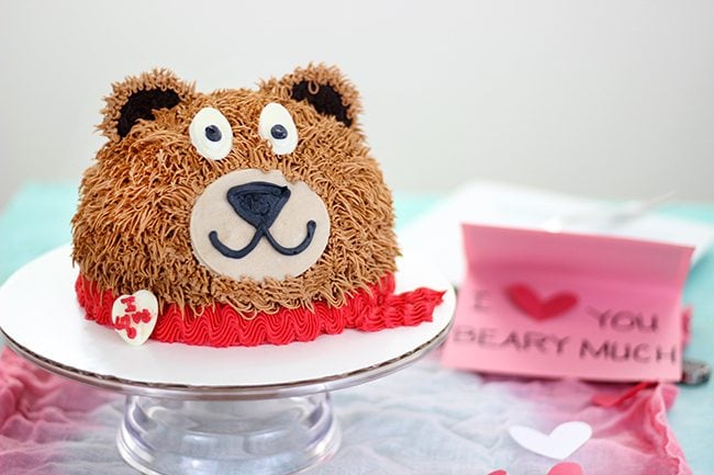 Have a "beary" special Valentine's day with this over the top CUTE ideas.