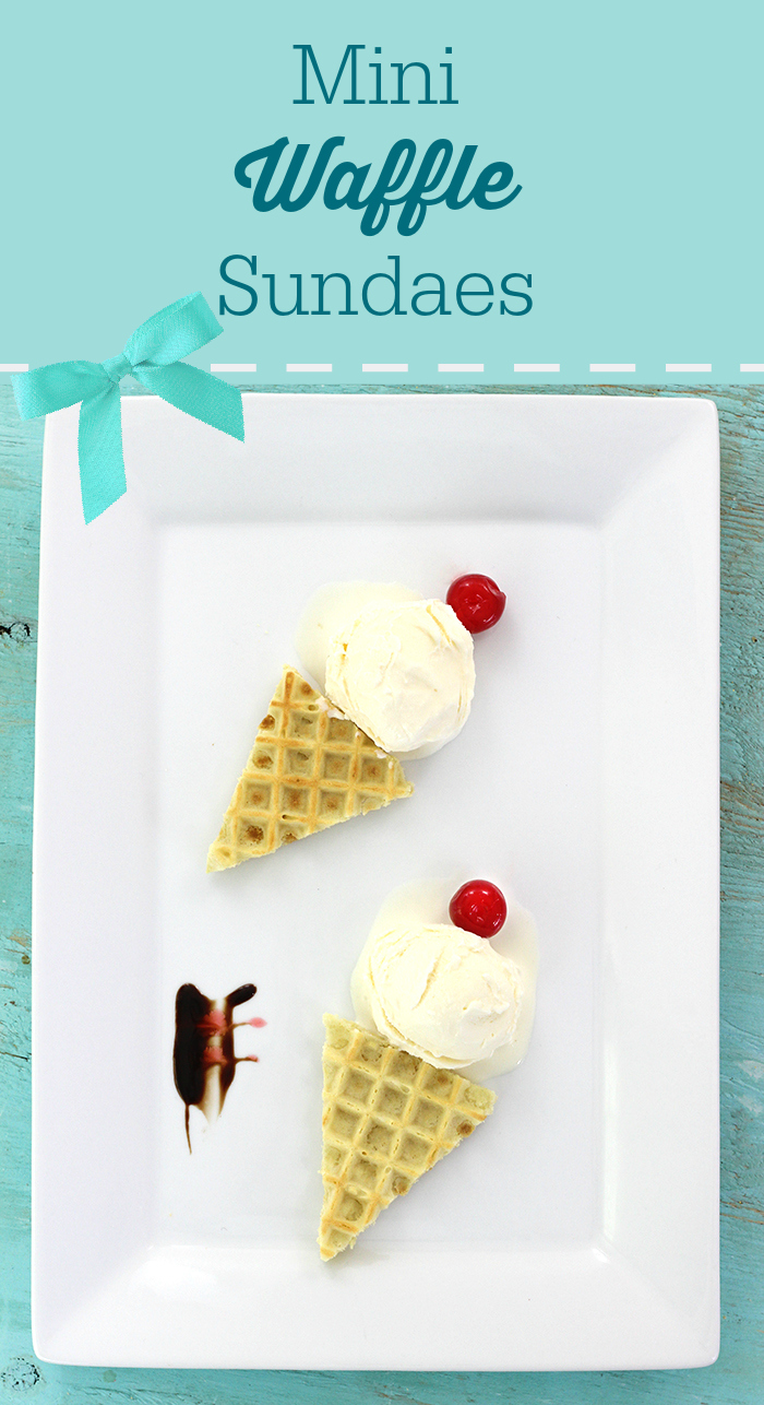 Mini Waffle Ice Cream Sundaes | Cutefetti