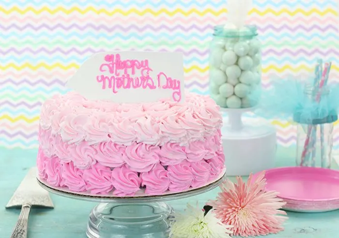 Show mom you love her with these super sweet party ideas just for her. Happy Mother's Day! Party Ideas.