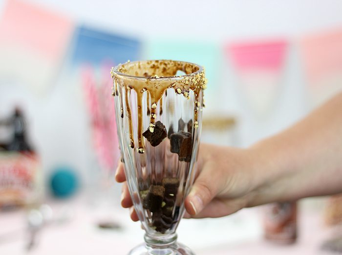 Brownie Sundae Root Beer Float. Basically two of the best desserts merged into one amazing creation. Yes Please! 