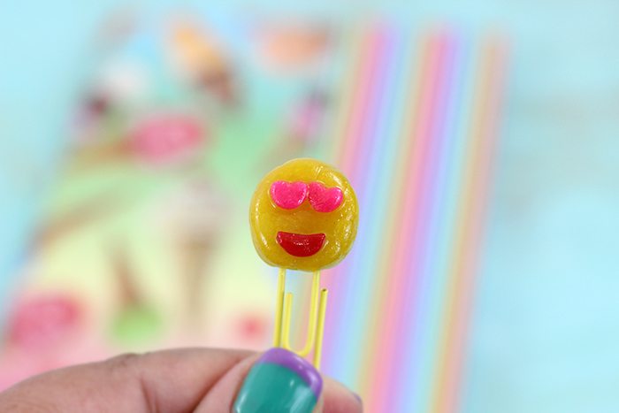 DIY Emoji Paper Clips. Easy to make and cheap just using kid's clay dough and paper clips.