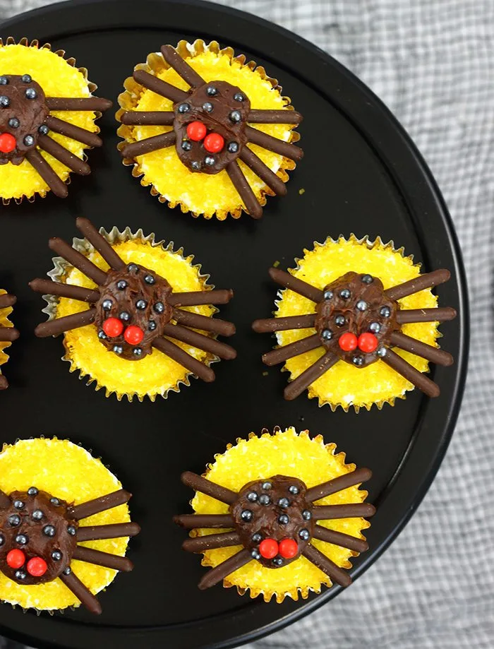 Spider Cupcakes that are cute and spooky. So easy to make and inspired by Halloween cupcakes at Disney World.