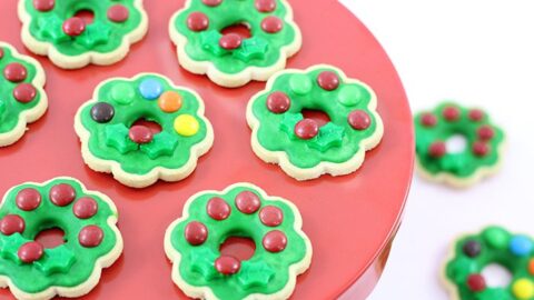 Super Easy Christmas Wreath Cookies