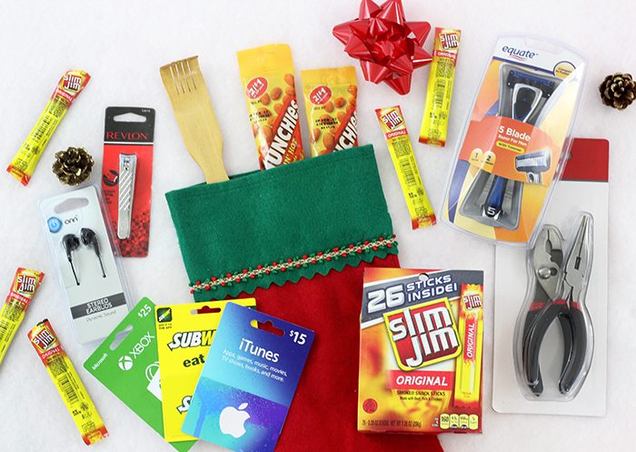 Stocking Stuffers that men will actually like. Flush mental holiday block and get these foolproof ideas for Christmas.