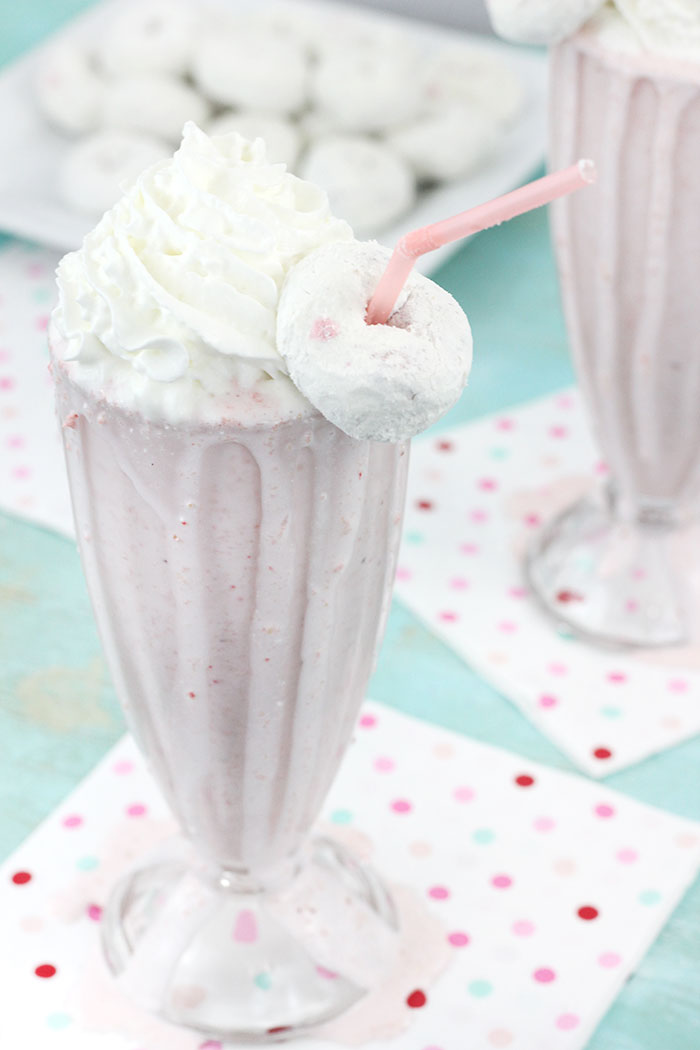 Strawberry Donut Milkshake is to die for. Holy yum.