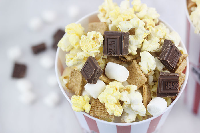 S'mores Popcorn made easy & impromptu movie night ideas.