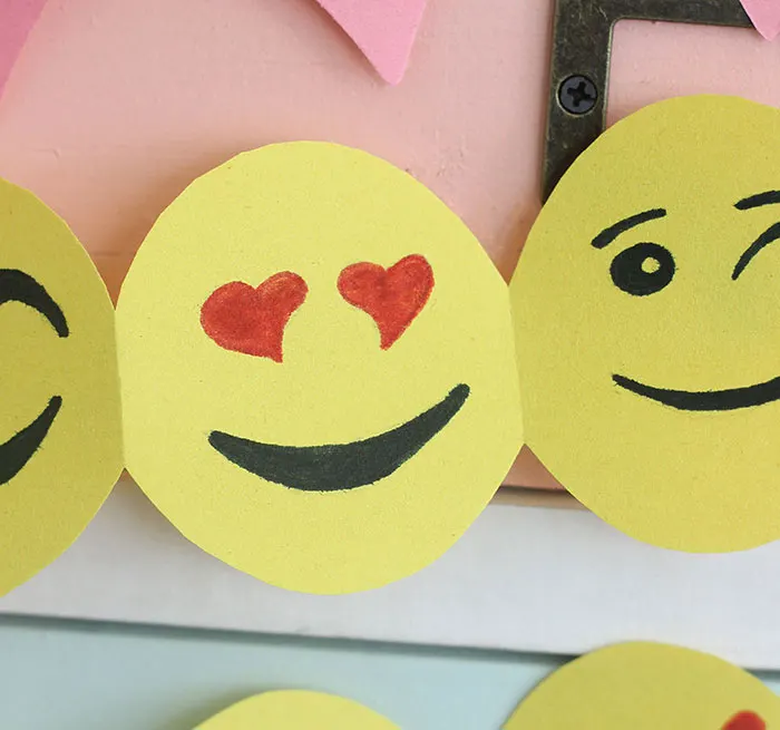 how to make emoji faces