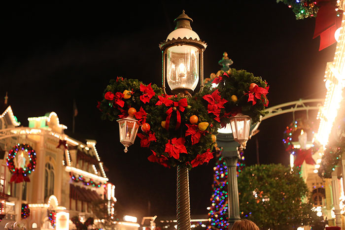 How to Plan a Very Merry Orlando Getaway this holiday season.
