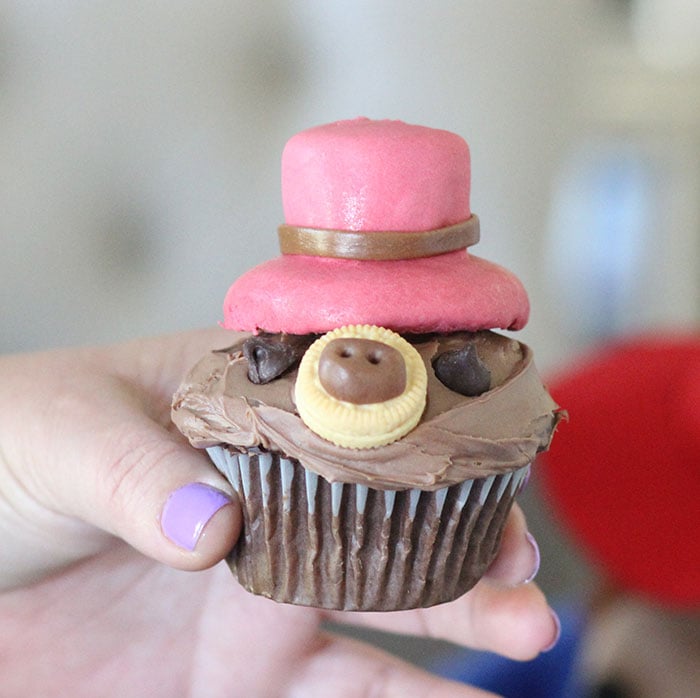 Paddington Cupcakes. Cute bear cupcakes for parties. 