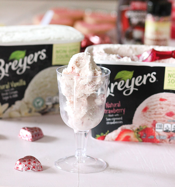 DIY Valentine's Day Ice Cream Bar