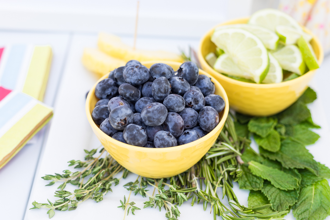 Lemonade Bar Cart Ideas. Best of summer all on one bar cart from lemonade to amazing garnishes.