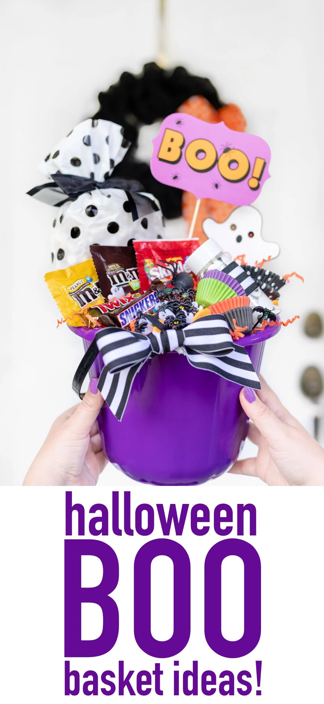 How to Boo Someone for Halloween. Boo gift basket ideas. 