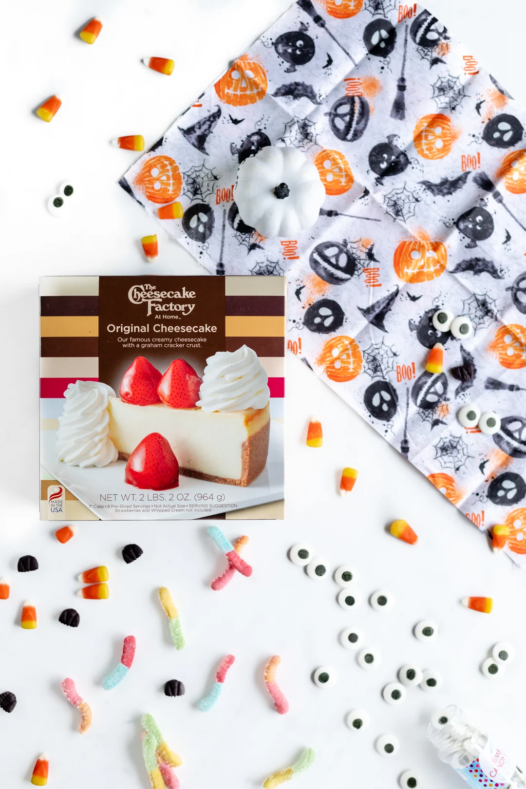 Halloween Candy Cheesecake. Easy shortcut to awesome.