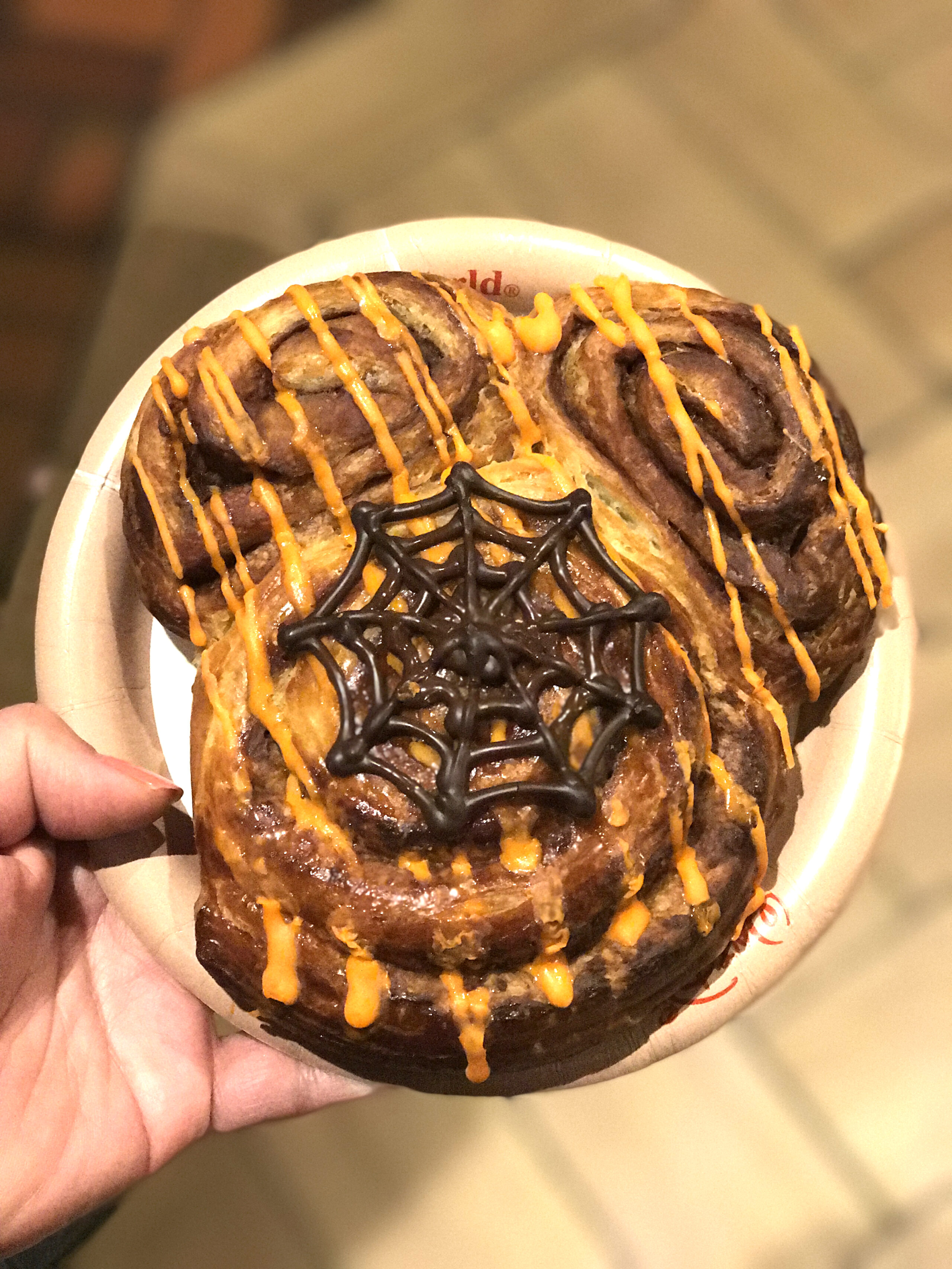 Mickey Halloween cinnamon roll