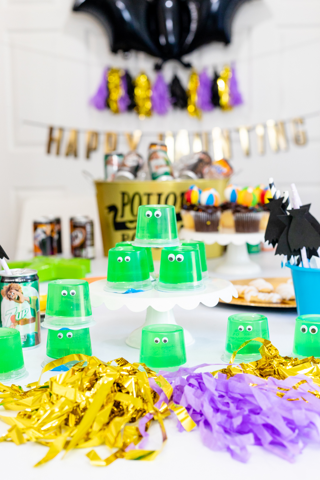 Hotel Transylvania 3 Party Ideas | Cutefetti