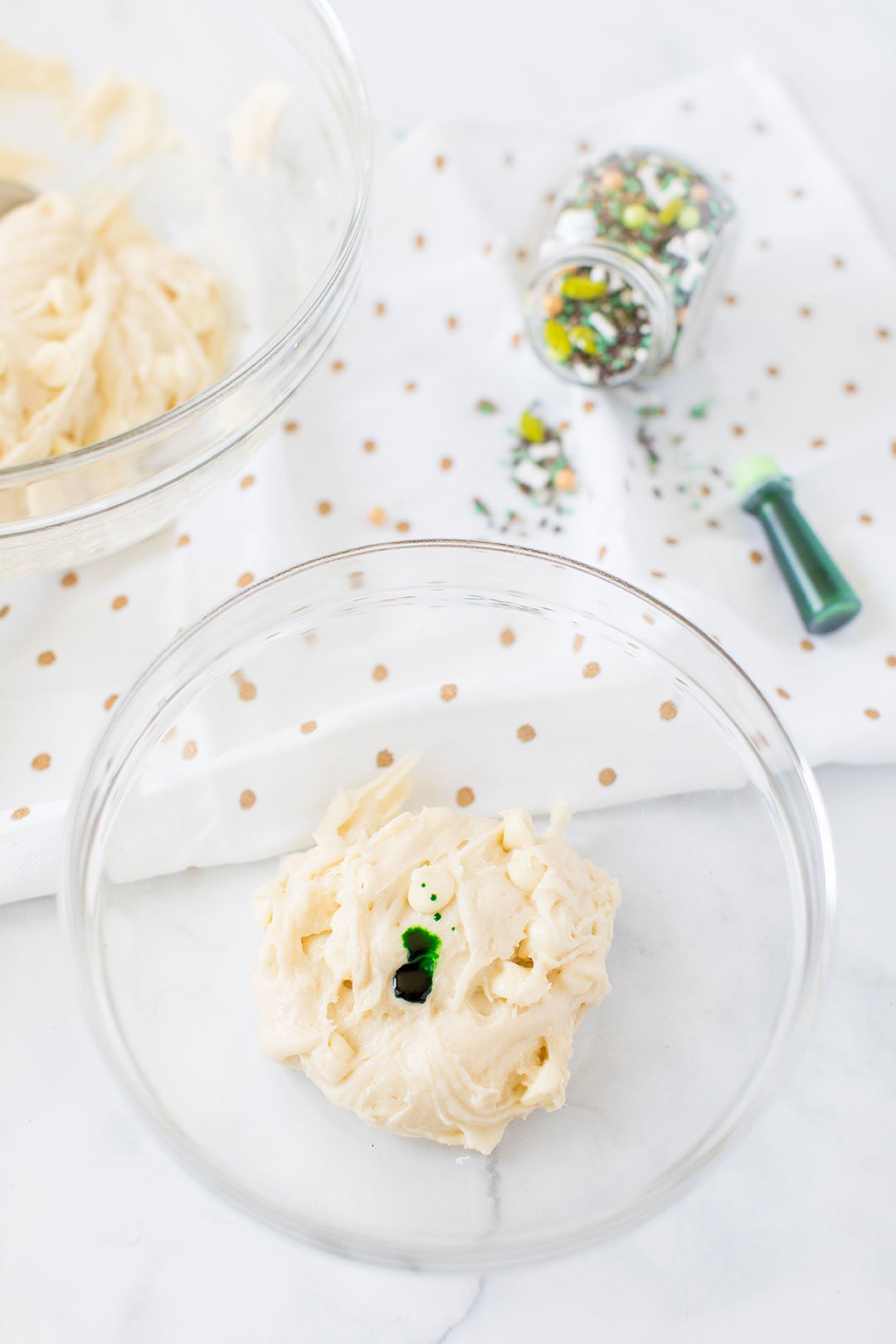 adding food coloring to blondie mix