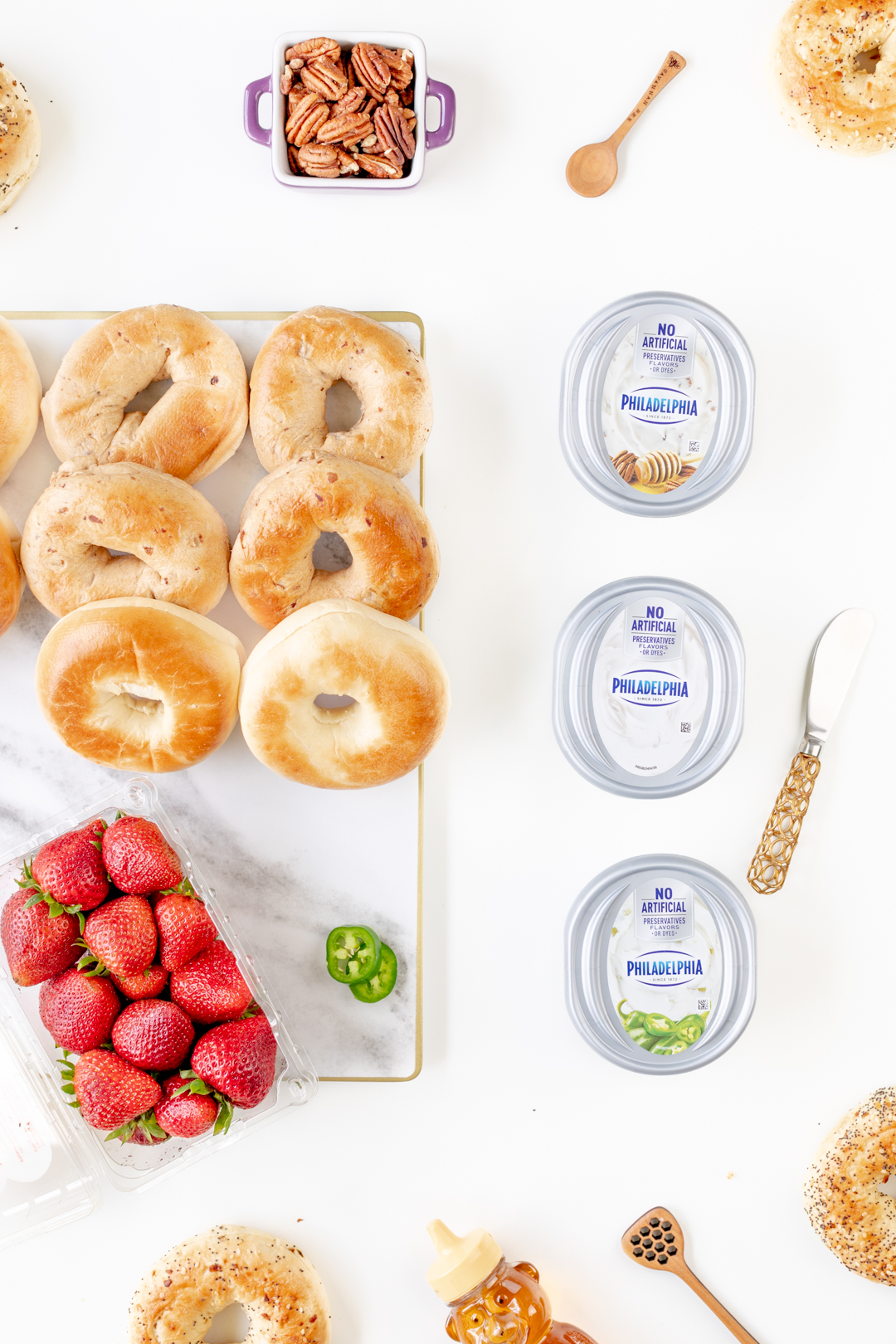 How To Setup An Easy Bagel Bar for Brunch 