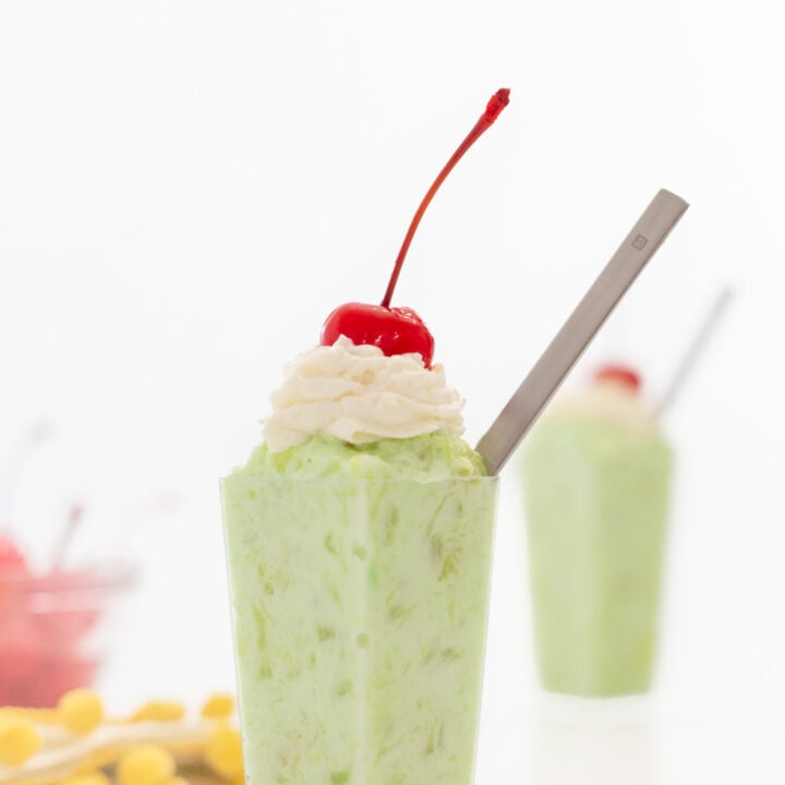 pistachio mini parfaits with mini spoons