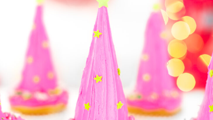 Pink Christmas Tree Cupcakes