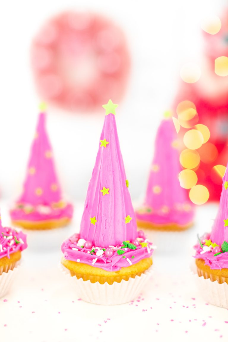 Pink Christmas Tree Cupcakes