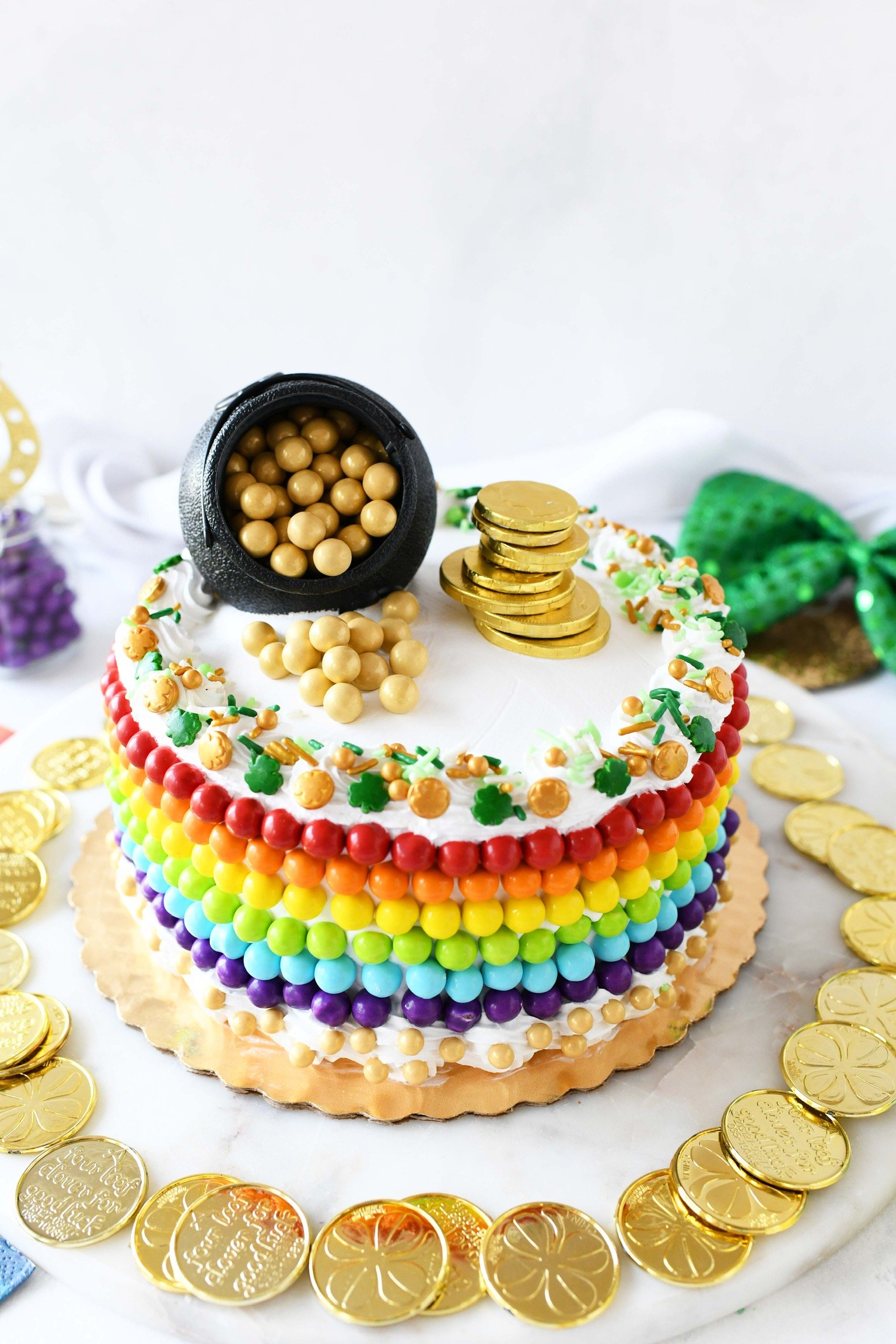 Pot of gold cake